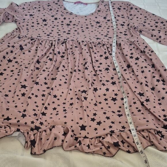 Elegant Starry Pink Midi Dress - Picture 10 of 16